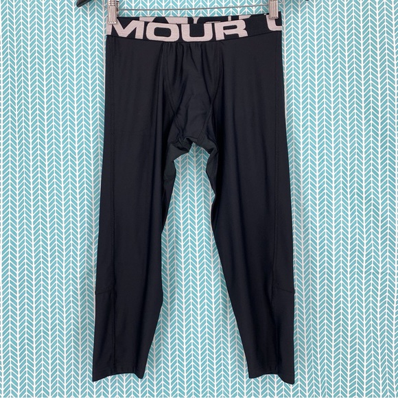 Under Armour NWT Boys' Black HeatGear Armour 3/4 Leggings, Large - Picture 3 of 16